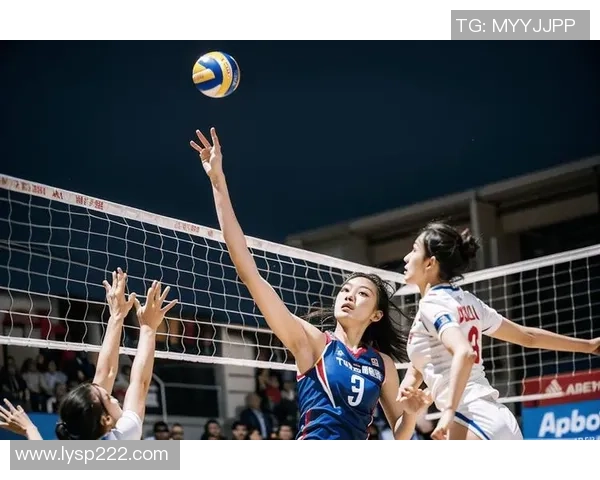 女排世界杯中国队奋勇争先力克对手展现巅峰实力的精彩瞬间