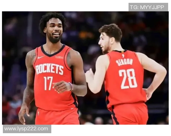 马刺与火箭激战天王山之战谁能夺得关键胜利引发球迷热议